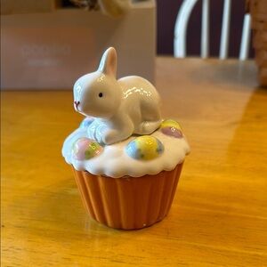 Bunny & Easter egg decoration.